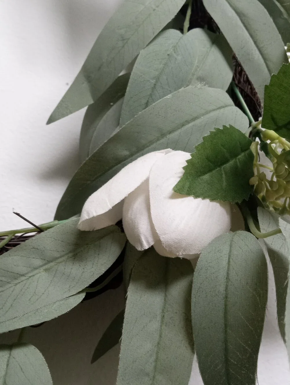 White Tulip Eucalyptus And Floral Wreath Bundle